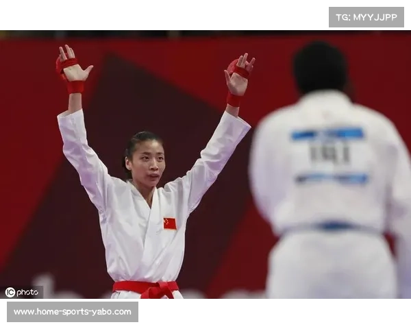 空手道亚锦赛尹笑言再度夺冠 奥运后保持不败纪录 空手道亚锦赛尹笑言再度夺冠 奥运后保持不败纪录