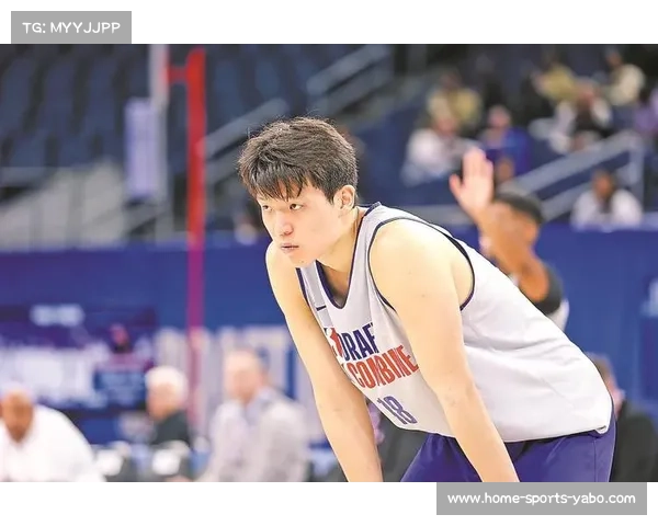 杨瀚森谈投进第二个三分后的激动与自信对个人成长的重要意义